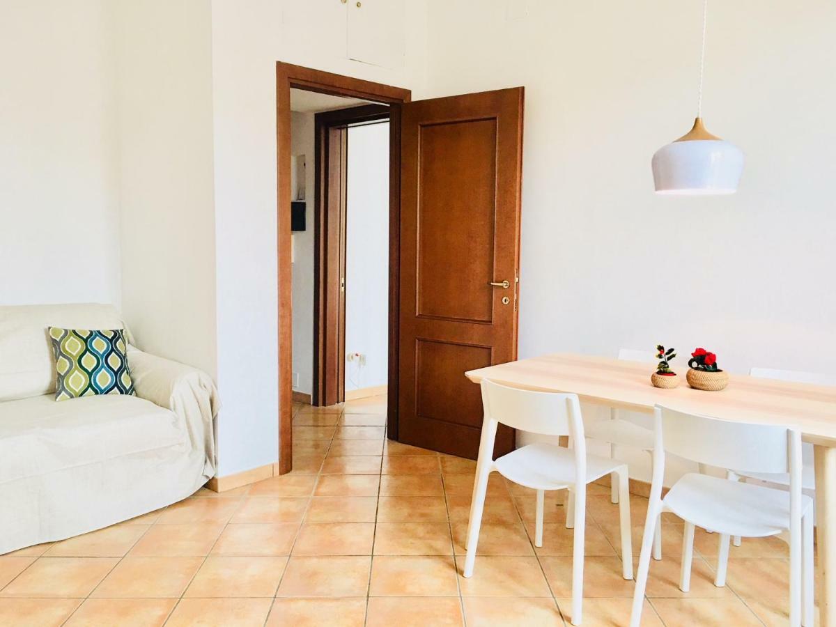 Panoramic Castle Apt Trastevere Rome Exterior photo